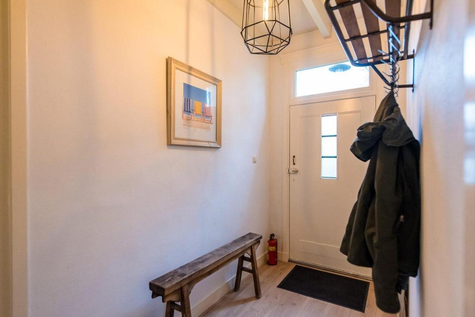 Klokkenluider Apartment ฮอลลุม ภายนอก รูปภาพ