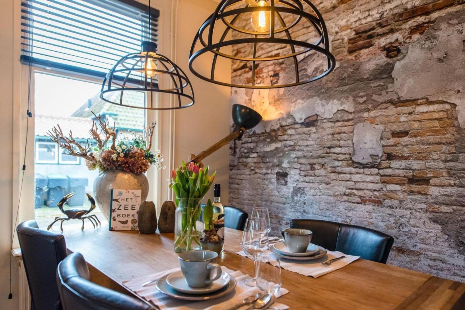 Klokkenluider Apartment ฮอลลุม ภายนอก รูปภาพ