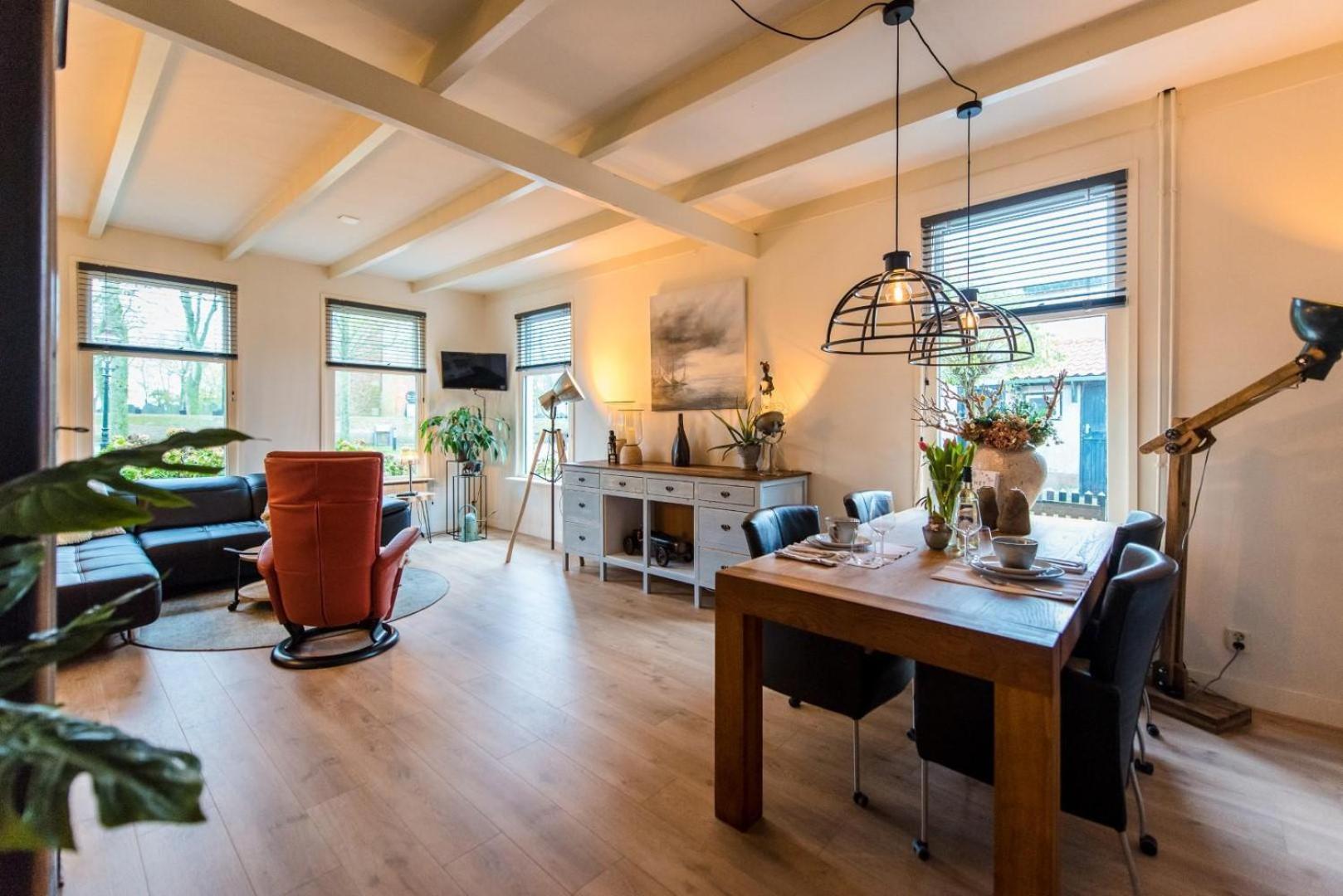 Klokkenluider Apartment ฮอลลุม ภายนอก รูปภาพ